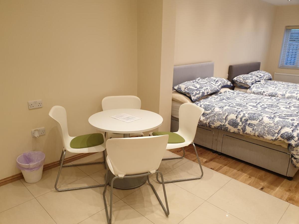 London Luxury Apartments 4 Min Walk From Ilford Station, With Free Parking Free Wifi Exteriér fotografie